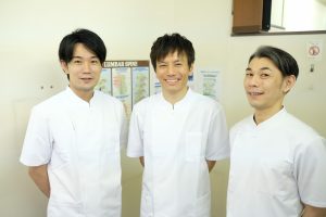 豊洲カイロ３人スタッフ